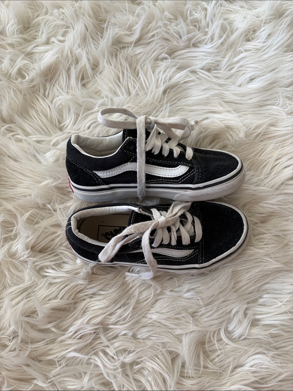 Vans Kids Black & White Old Skool Low Top Sneakers